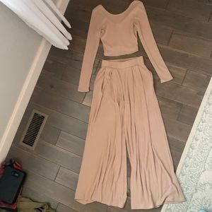 Women’s 2 piece casual beach set Vici collection size small